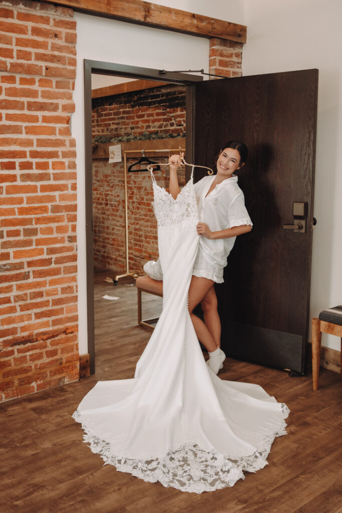 bride getting ready at Mississippi Distillery Celebration Center